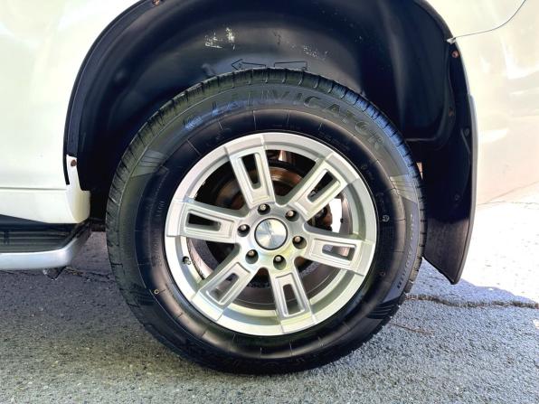 Toyota Land Cruiser Prado 150 Series с пробегом 2012 года, цена 2 550 000 рублей, 301928 км, внедорожник, Автокод Объявления