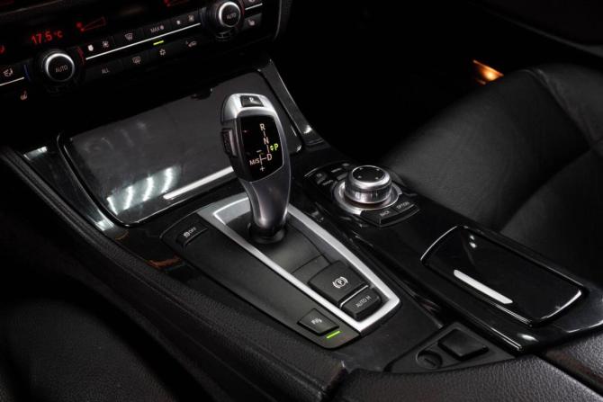 BMW 5 серии VI (F10/F11/F07) с пробегом 2010 года, цена 1 629 000 рублей, 129306 км, седан, Автокод Объявления