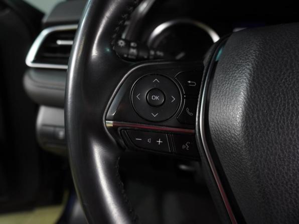 Toyota Camry VIII (XV70) с пробегом 2019 года, цена 2 549 000 рублей, 146411 км, седан, Автокод Объявления