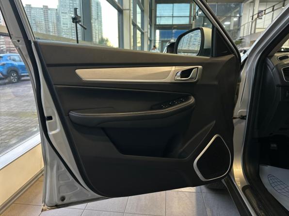 Geely Emgrand X7 I Рестайлинг 2 с пробегом 2020 года, цена 1 420 000 рублей, 90832 км, внедорожник, Автокод Объявления