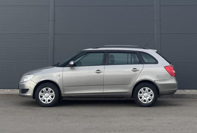Skoda Fabia II Рестайлинг с пробегом 2011 года, цена 500 000 рублей, 183330 км, универсал, Автокод Объявления