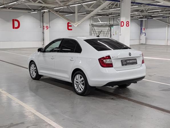 Skoda Rapid I Рестайлинг с пробегом 2017 года, цена 1 265 000 рублей, 83560 км, лифтбек, Автокод Объявления