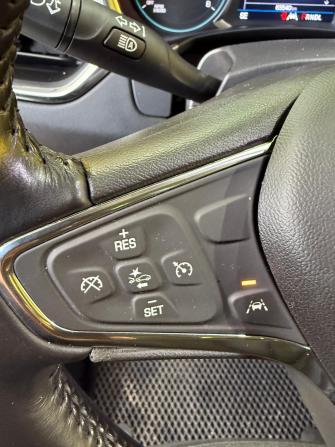 Chevrolet Equinox III с пробегом 2020 года, цена 2 099 000 рублей, 65000 км, внедорожник, Автокод Объявления