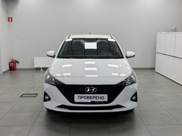 Hyundai Solaris II Рестайлинг с пробегом 2021 года, цена 1 650 000 рублей, 79524 км, седан, Автокод Объявления