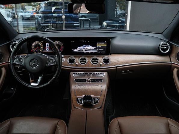 Mercedes-Benz E-Класс V (W213 S213 C238) с пробегом 2017 года, цена 3 450 000 рублей, 46271 км, седан, Автокод Объявления