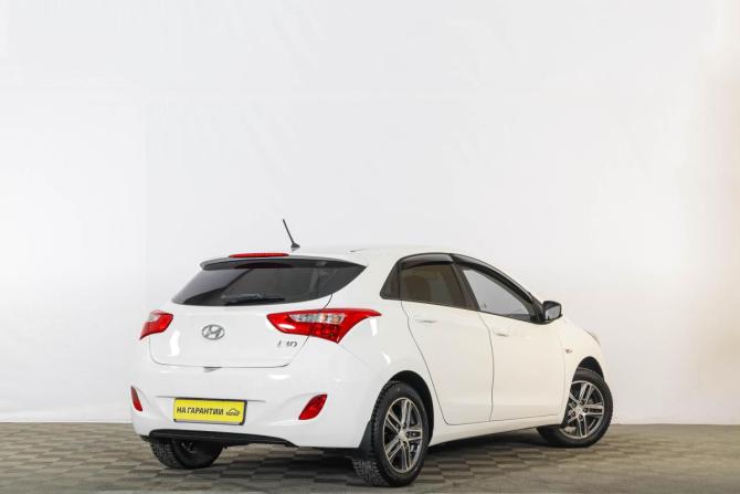 Hyundai i30 II с пробегом 2014 года, цена 949 000 рублей, 110000 км, хэтчбек, Автокод Объявления