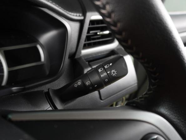 Toyota Roomy I Рестайлинг с пробегом 2021 года, цена 1 499 000 рублей, 45028 км, микровэн, Автокод Объявления