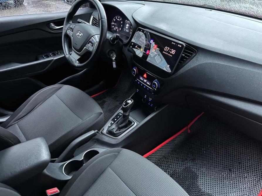 Hyundai Solaris II Санкт-Петербург  - изображение 12