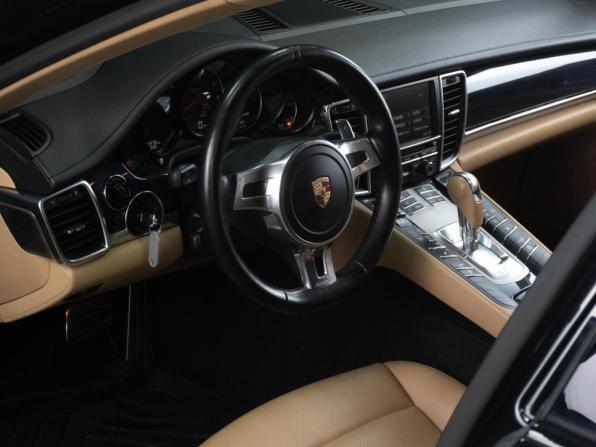 Porsche Panamera I Рестайлинг с пробегом 2013 года, цена 3 519 000 рублей, 134378 км, лифтбек, Автокод Объявления