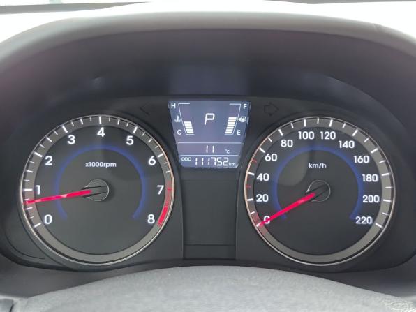 Hyundai Solaris I с пробегом 2014 года, цена 980 000 рублей, 112000 км, хэтчбек, Автокод Объявления