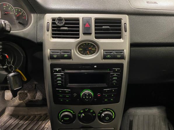Lada (ВАЗ) Priora I с пробегом 2012 года, цена 280 000 рублей, 230000 км, универсал, Автокод Объявления