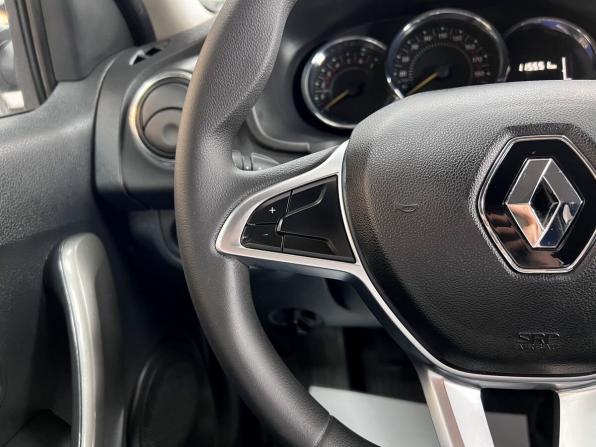 Renault Logan II Рестайлинг с пробегом 2021 года, цена 1 195 000 рублей, 115551 км, седан, Автокод Объявления