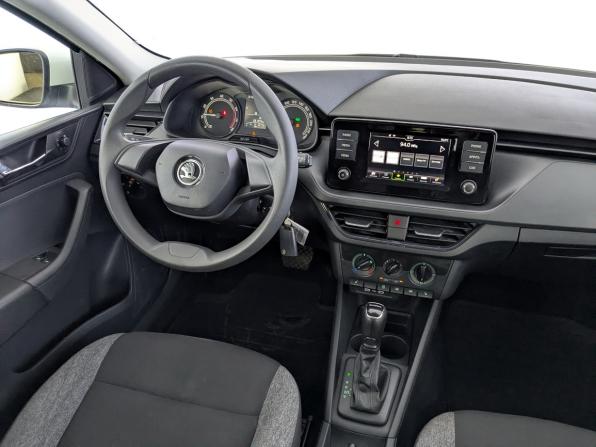 Skoda Rapid II с пробегом 2021 года, цена 1 050 000 рублей, 281341 км, лифтбек, Автокод Объявления