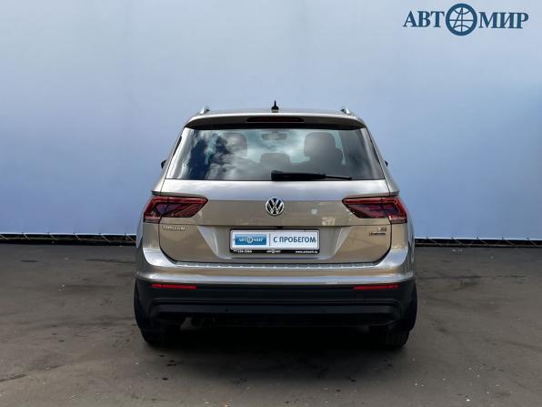 Volkswagen Tiguan II с пробегом 2017 года, цена 2 200 000 рублей, 105311 км, внедорожник, Автокод Объявления