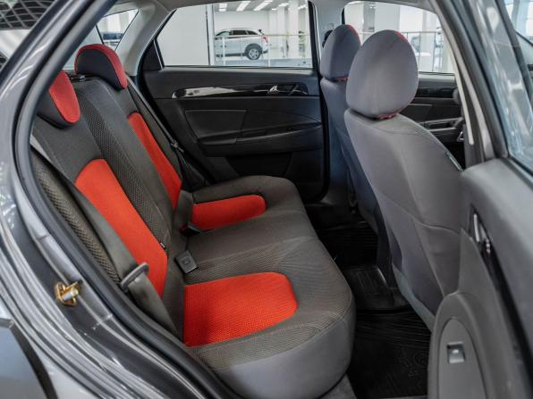 Dongfeng H30 Cross с пробегом 2016 года, цена 567 000 рублей, 54208 км, хэтчбек, Автокод Объявления