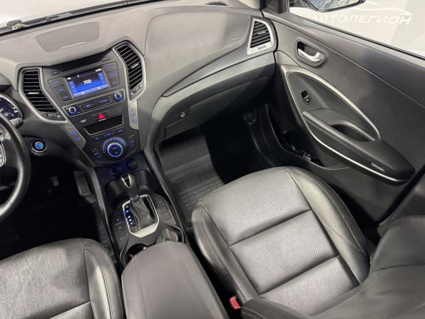 Hyundai Santa Fe III Рестайлинг с пробегом 2017 года, цена 2 400 000 рублей, 63609 км, внедорожник, Автокод Объявления