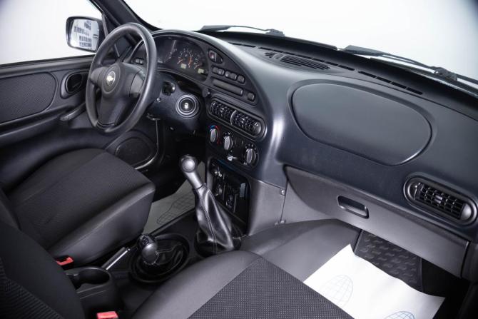 Chevrolet Niva I Рестайлинг с пробегом 2015 года, цена 629 000 рублей, 145000 км, внедорожник, Автокод Объявления