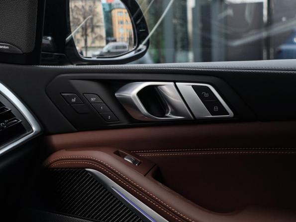 BMW X7 I (G07) Рестайлинг с пробегом 2024 года, цена 16 700 000 рублей, 71 км, внедорожник, Автокод Объявления