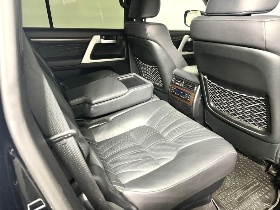 Toyota Land Cruiser 200 Series Рестайлинг 2 Пермь  - изображение 27