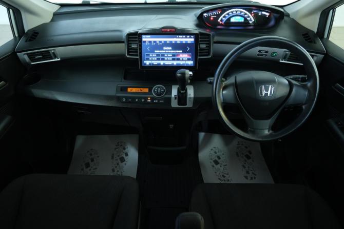 Honda Freed I Рестайлинг с пробегом 2012 года, цена 1 149 000 рублей, 152000 км, компактвэн, Автокод Объявления