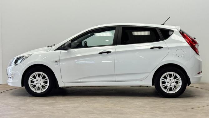 Hyundai Solaris I Рестайлинг с пробегом 2015 года, цена 1 115 000 рублей, 56525 км, хэтчбек, Автокод Объявления