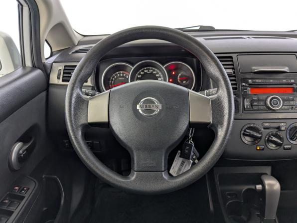 Nissan Tiida I Рестайлинг с пробегом 2013 года, цена 995 000 рублей, 85346 км, хэтчбек, Автокод Объявления