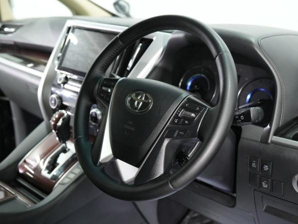 Toyota Alphard III с пробегом 2016 года, цена 3 430 000 рублей, 109000 км, минивэн, Автокод Объявления