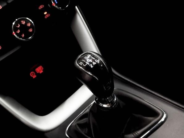 Kia Ceed II Рестайлинг с пробегом 2017 года, цена 953 800 рублей, 201935 км, хэтчбек, Автокод Объявления