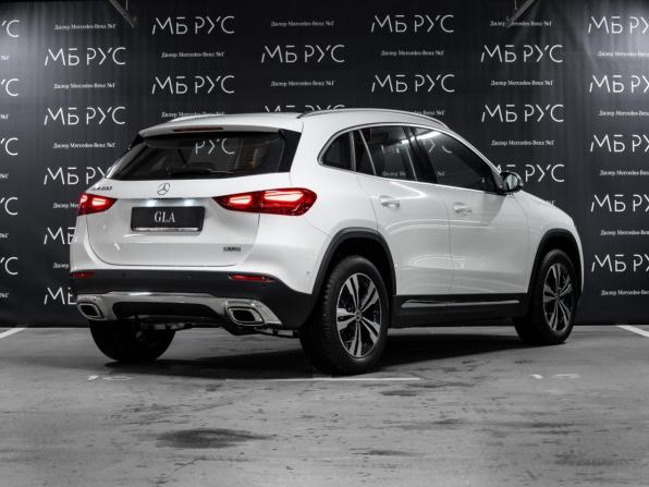 Новый Mercedes-Benz GLA II (H247) Рестайлинг 2025 года, цена 5 270 000 рублей, внедорожник, Автокод Объявления