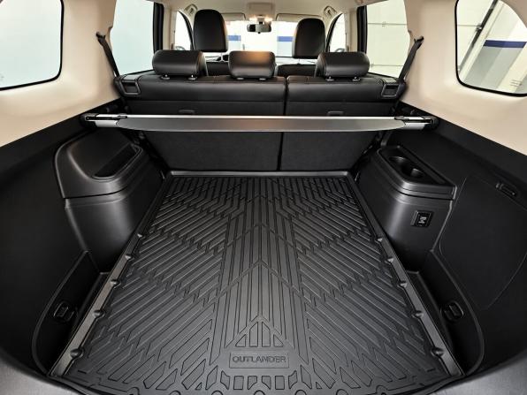Mitsubishi Outlander III Рестайлинг 2 с пробегом 2017 года, цена 1 780 000 рублей, 202235 км, внедорожник, Автокод Объявления