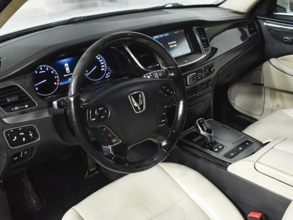 Hyundai Equus II Рестайлинг с пробегом 2014 года, цена 1 220 000 рублей, 253543 км, седан, Автокод Объявления