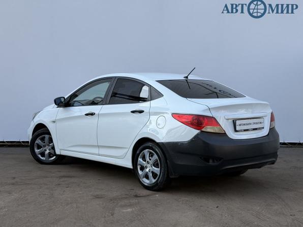 Hyundai Solaris I с пробегом 2013 года, цена 570 000 рублей, 362166 км, седан, Автокод Объявления
