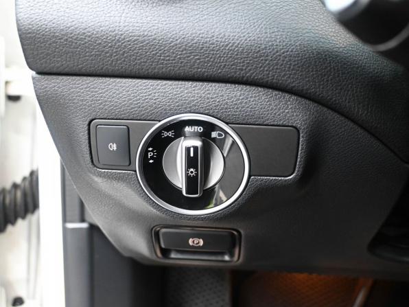 Mercedes-Benz GLA I (X156) Рестайлинг с пробегом 2019 года, цена 2 299 900 рублей, 124962 км, внедорожник, Автокод Объявления