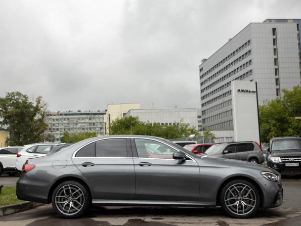 Mercedes-Benz E-Класс V (W213 S213 C238) Рестайлинг с пробегом 2021 года, цена 4 513 000 рублей, 48826 км, седан, Автокод Объявления