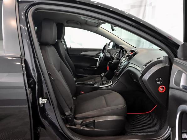 Opel Insignia I с пробегом 2009 года, цена 900 000 рублей, 100394 км, седан, Автокод Объявления