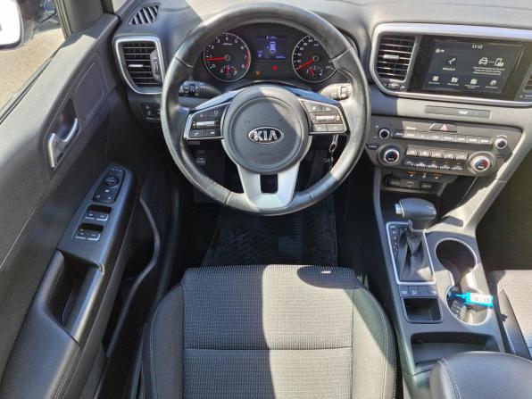 Kia Sportage IV Рестайлинг с пробегом 2018 года, цена 2 259 000 рублей, 80438 км, внедорожник, Автокод Объявления