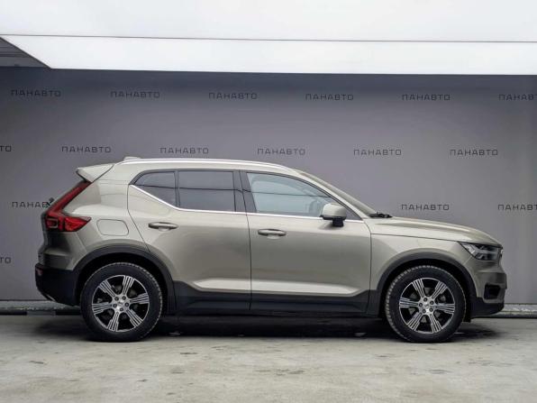 Volvo XC40 I с пробегом 2019 года, цена 2 225 000 рублей, 215551 км, внедорожник, Автокод Объявления
