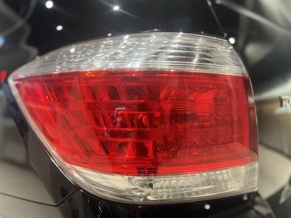 Toyota Highlander II (XU40) Рестайлинг с пробегом 2010 года, цена 2 013 000 рублей, 277000 км, внедорожник, Автокод Объявления