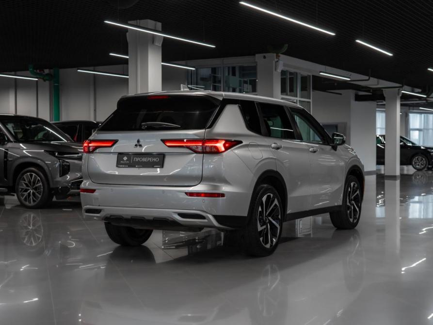 Mitsubishi Outlander IV Москва  - изображение 5