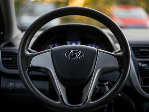 Hyundai Solaris I с пробегом 2012 года, цена 530 000 рублей, 213152 км, седан, Автокод Объявления