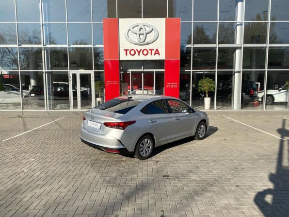 Hyundai Solaris II Рестайлинг с пробегом 2021 года, цена 1 700 000 рублей, 87798 км, седан, Автокод Объявления