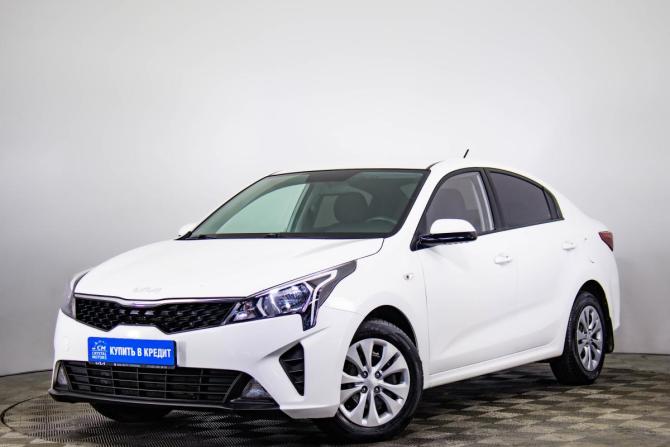 Kia Rio IV Рестайлинг с пробегом 2022 года, цена 1 719 000 рублей, 74000 км, седан, Автокод Объявления