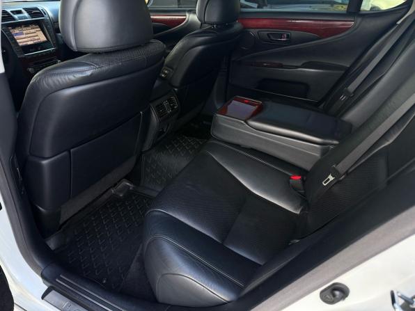 Lexus LS IV Рестайлинг с пробегом 2010 года, цена 1 930 000 рублей, 236387 км, седан, Автокод Объявления