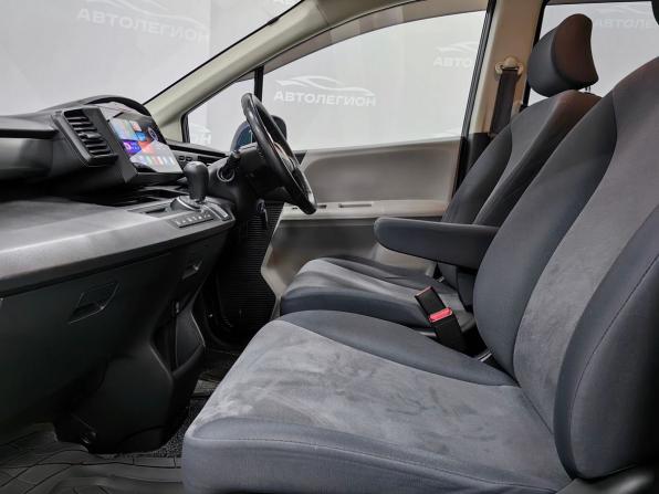 Honda Freed I с пробегом 2010 года, цена 1 160 000 рублей, 120000 км, компактвэн, Автокод Объявления