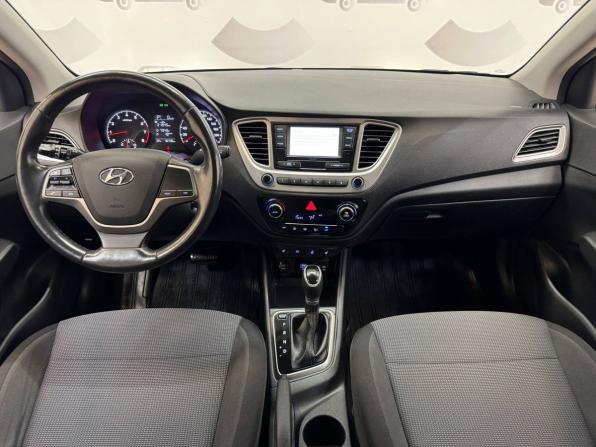 Hyundai Solaris II с пробегом 2019 года, цена 1 410 000 рублей, 90639 км, седан, Автокод Объявления