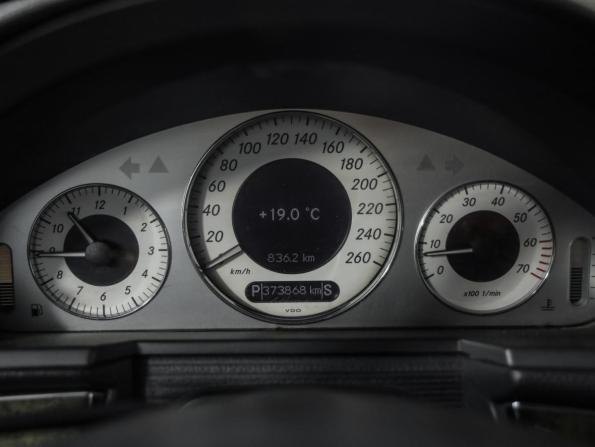 Mercedes-Benz E-Класс III (W211 S211) с пробегом 2002 года, цена 699 000 рублей, 373799 км, седан, Автокод Объявления