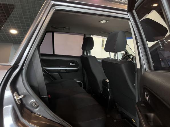Suzuki Grand Vitara II Рестайлинг с пробегом 2011 года, цена 800 000 рублей, 316970 км, внедорожник, Автокод Объявления