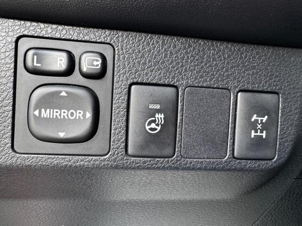 Toyota RAV4 IV (XA40) Рестайлинг с пробегом 2017 года, цена 2 570 000 рублей, 122000 км, внедорожник, Автокод Объявления