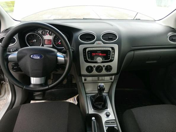 Ford Focus II Рестайлинг с пробегом 2010 года, цена 597 000 рублей, 196900 км, седан, Автокод Объявления