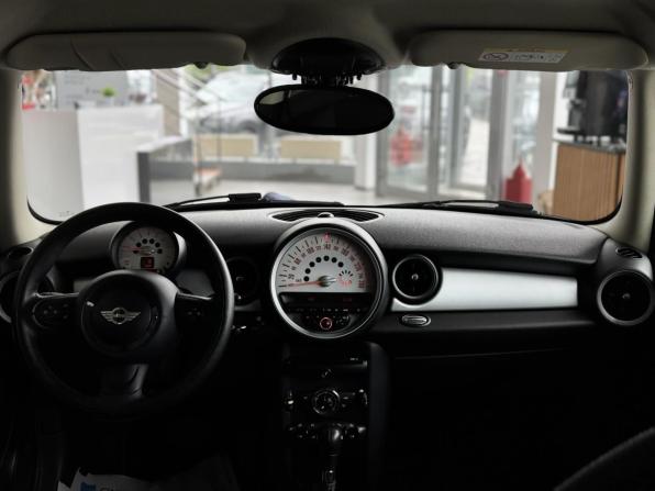 Mini Hatch II (R56) Рестайлинг с пробегом 2013 года, цена 859 000 рублей, 177000 км, хэтчбек, Автокод Объявления